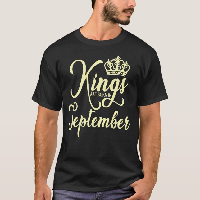 Camiseta La corona de cumpleaños de los reyes nació en seti (Anverso)