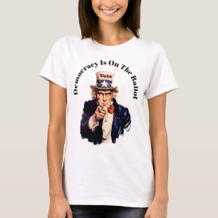 Camiseta La democracia está en la boleta electoral 2026