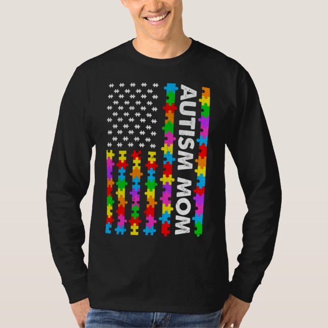 Camiseta La divertida bandera estadounidense autismo mamá a (Anverso)