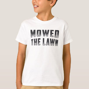 Camiseta La Ducha De Césped Que Membraba El Césped Se Enmas