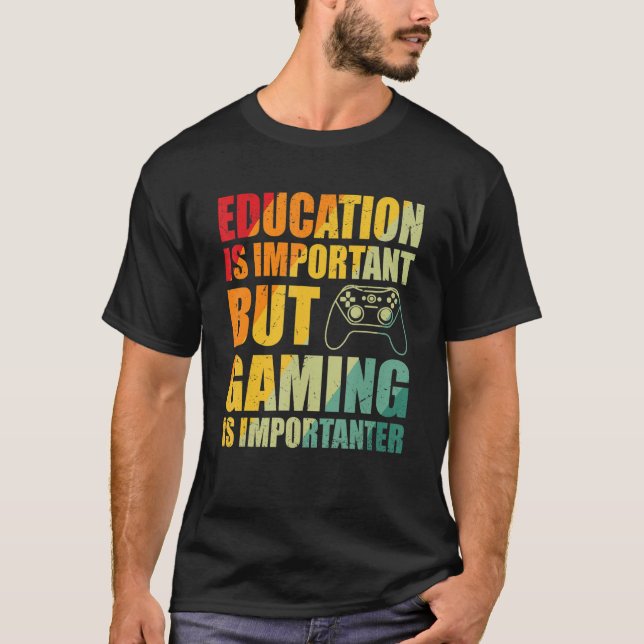 Camiseta La educación de los jugadores es importante, pero  (Anverso)