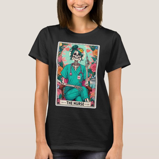Camiseta La enfermera Tarot Card Funny Skeleton Nurse Witch (Anverso)