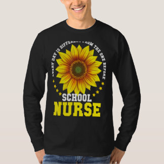 Camiseta La Enfermería Escolar Cada Día Es Diferente Del Dí
