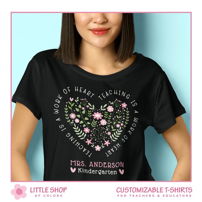 Camiseta La enseñanza de la floración verde rosa es una obr (Subido por el creador)