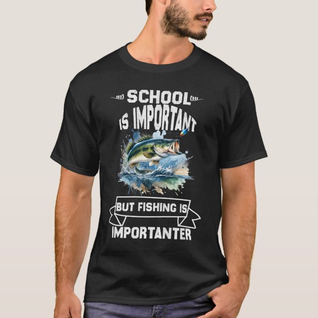 Camiseta La Escuela Es Importante, Pero La Pesca Es Importa (Anverso)