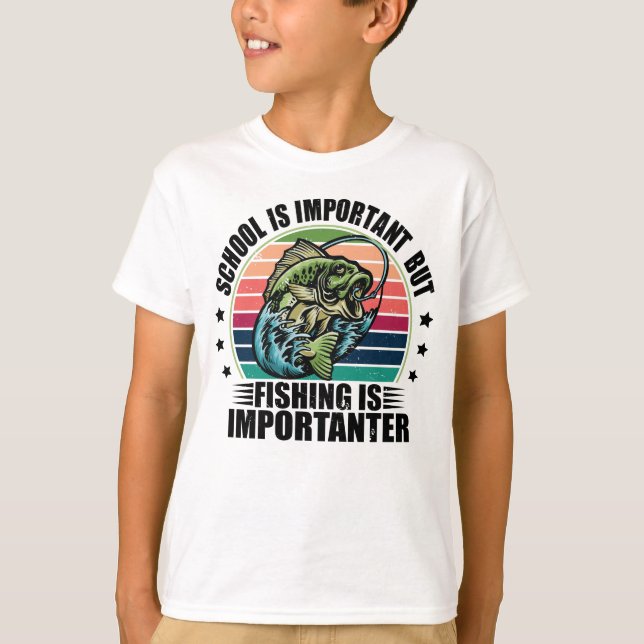 Camiseta La Escuela Es Importante, Pero La Pesca Es Importa (Anverso)