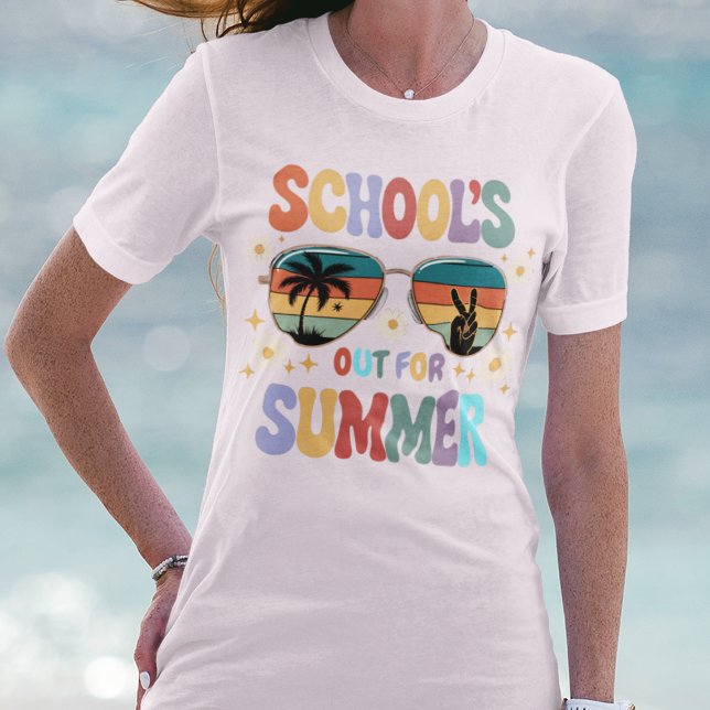 CAMISETA LA ESCUELA ESTÁ FUERA PARA EL VERANO (Subido por el creador)