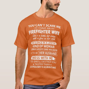 Camiseta La Esposa De Bomberos Es Un Poco Loca Bombera