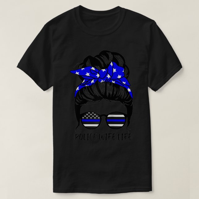 Camiseta La esposa de la policía vive mal, Bun Hair cómica  (Diseño del anverso)