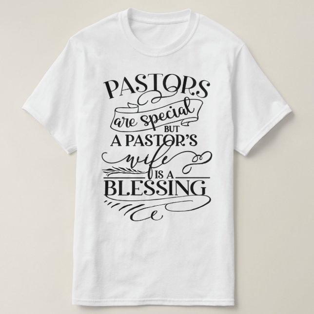 Camiseta La esposa de un pastor es una bendición (Diseño del anverso)