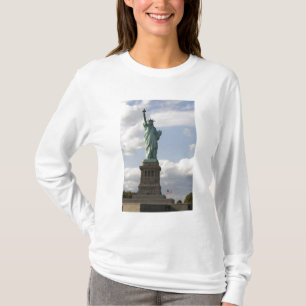 Camiseta La estatua de la libertad en la isla de la