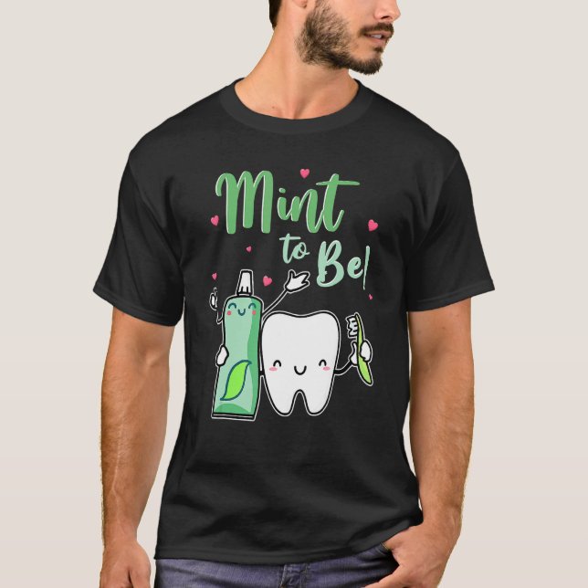 Camiseta La Fábrica De La Moneda Es Divertida Didentífrica  (Anverso)