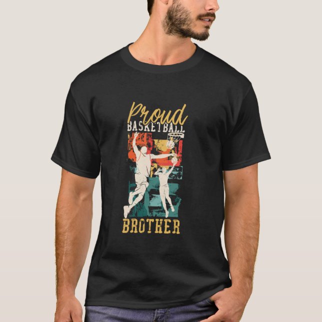 Camiseta La familia del hermano del baloncesto está de acue (Anverso)
