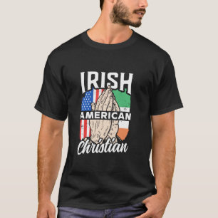 Camiseta La familia irlandesa cristiana norteamericana en i