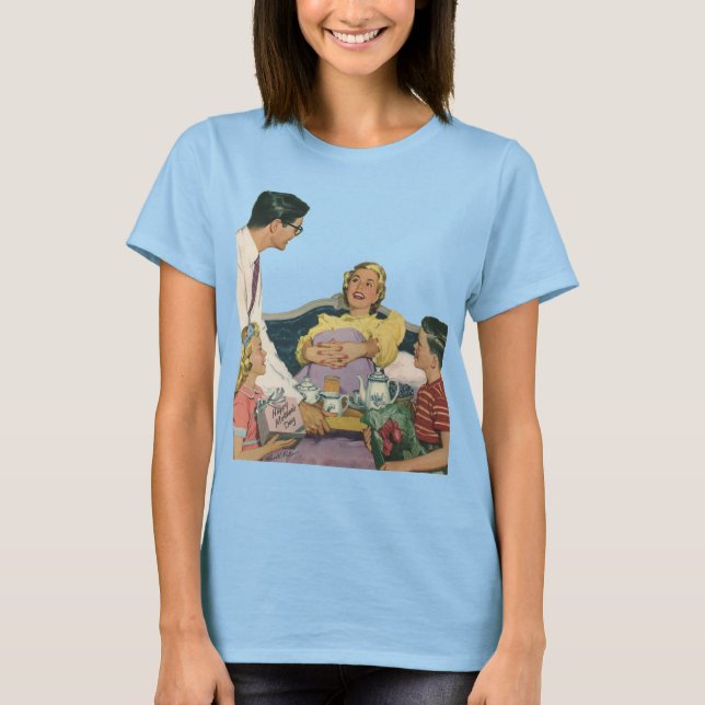 Camiseta La familia Retro sirve el desayuno de mamá en la c (Anverso)