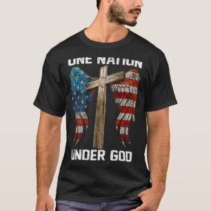 Camiseta La fe de la bandera de Estados Unidos cruza una na