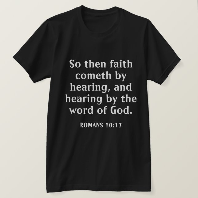 Camiseta La Fe Viene Oyendo La Biblia Verse Negro (Anverso del diseño)
