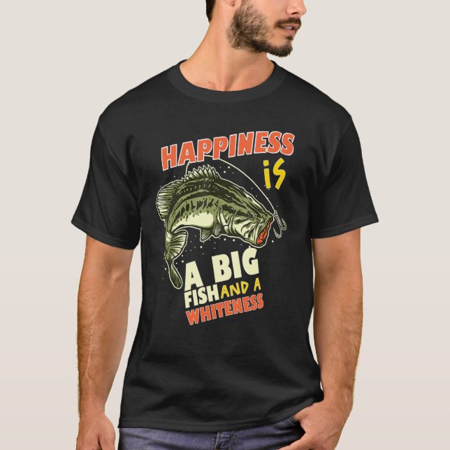 Camiseta La Felicidad De La Pesca De Bass Es Un Gran Pescad (Anverso)