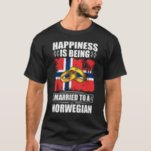 Camiseta La Felicidad Se Casa Con Un Noruego
