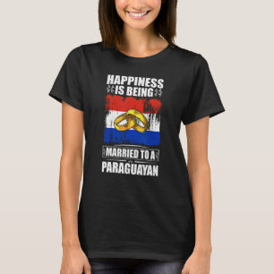 Camiseta La Felicidad Se Casa Con Una Paragua Paraguaya