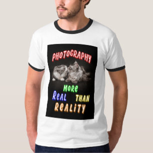 Camiseta La fotografía es más real que la realidad