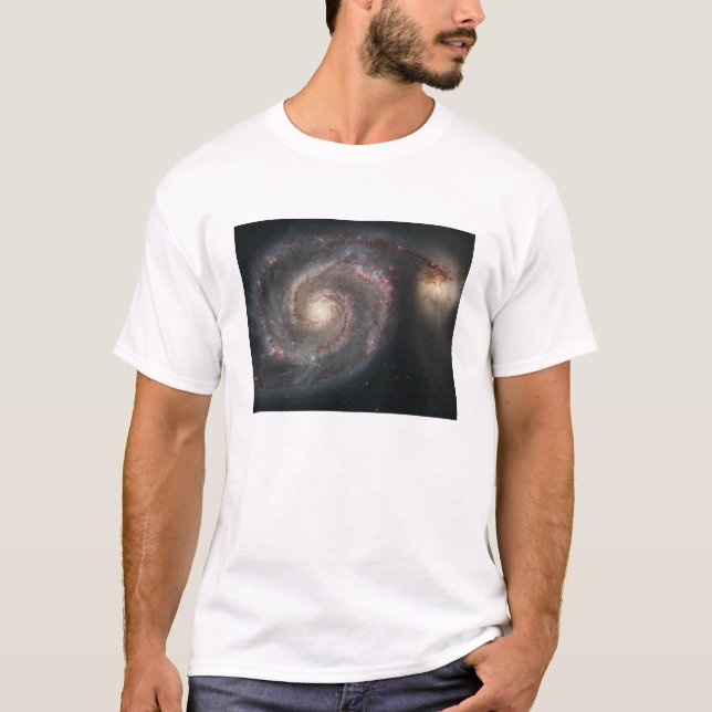 Camiseta La galaxia de remolinos (M51) y la galaxia conexa (Anverso)