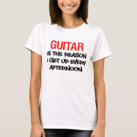 La guitarra se levanta cada tarde