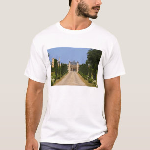 Camiseta La imponente entrada a Chateau Haut Sarpe, la