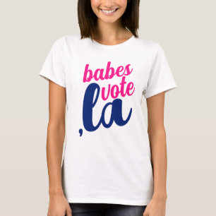 Camiseta ,la Kamala bebés vota texto rosa caliente azul