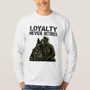 Camiseta La Lealtad Nunca se Jubila