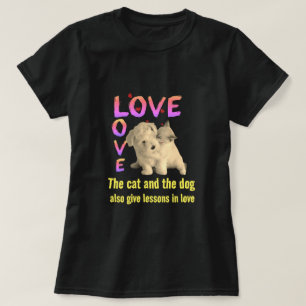 Camiseta La lección del gato y el perro en el amor