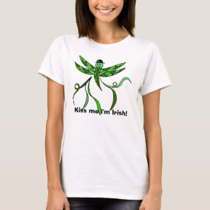 Camiseta ¡La libélula irlandesa, me besa que soy irlandé