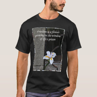 Camiseta La libertad es una flor