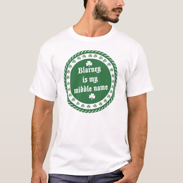 Camiseta La lisonja es mi nombre medio (Anverso)