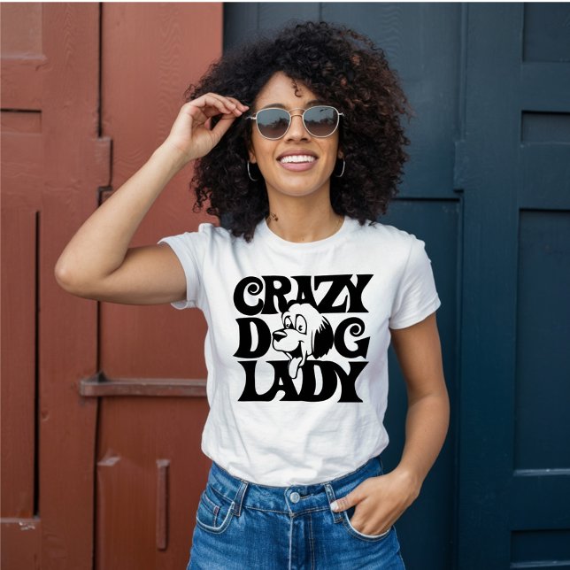 Camiseta La loca dama del perro (Subido por el creador)