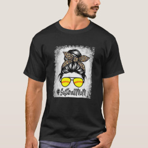 Camiseta La madre del softball vive desordenada Bun Leopard