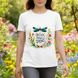 Camiseta La magia de las flores de primavera