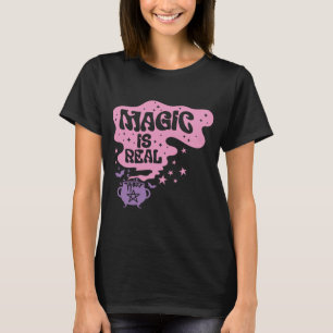 Camiseta La Magia Es Real Caldero Murciélago Estrellas Negr