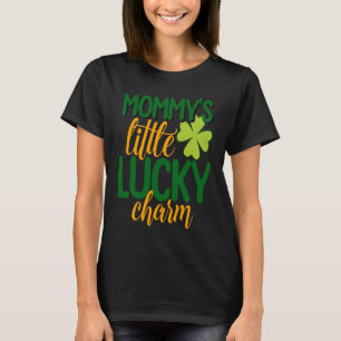 Camiseta La mami tiene la suerte de que el encanto de Shamr