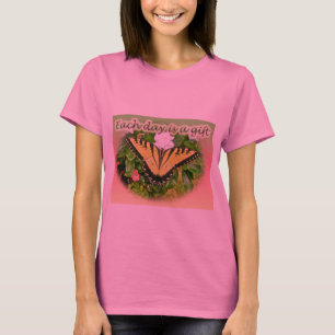 Camiseta La mariposa de cola tortuga de tigre cada día es u