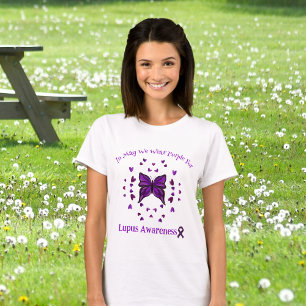 Camiseta La mariposa morada Lupus Awareness Purple Ribbon p