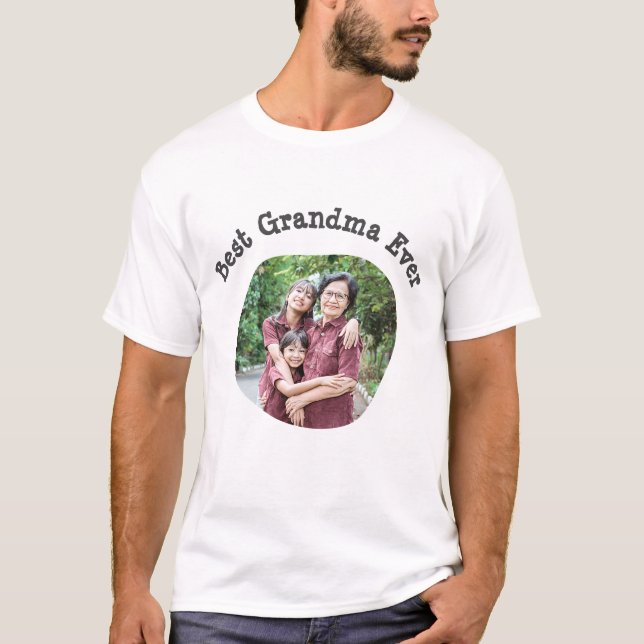 Camiseta La mejor abuela nunca sube tu foto familiar cuadra (Anverso)