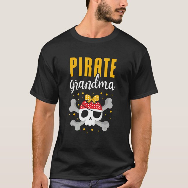Camiseta La mejor abuela pirata del océano Caribe (Anverso)