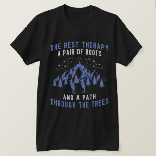 Camiseta La mejor terapia Un par de botas Senderismo