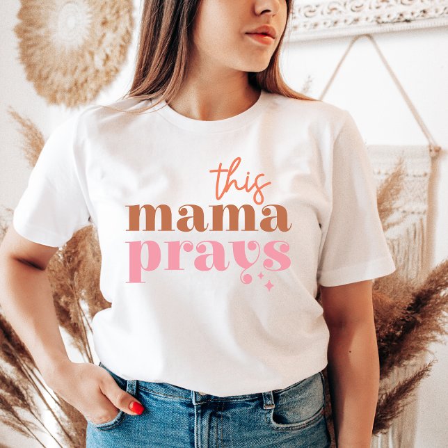 Camiseta La moda "Retro Mom Shirt" Esta mamá reza madres ca (Subido por el creador)