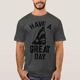 Camiseta La moda tiene una gran mordedura de tiburón