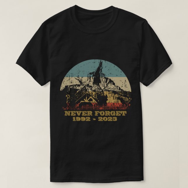 Camiseta La montaña Splash nunca se olvida (Diseño del anverso)