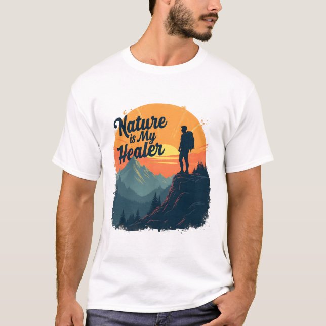 Camiseta La Naturaleza es mi atardecer de aventuras curativ (Anverso)
