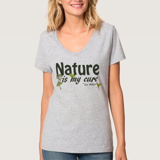 Camiseta La Naturaleza Es Mi Cura Cita Hanes Nano V-Neck Ca (Anverso)
