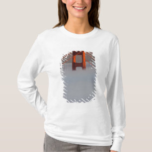 Camiseta La niebla atraviesa la bahía de San Francisco cubr